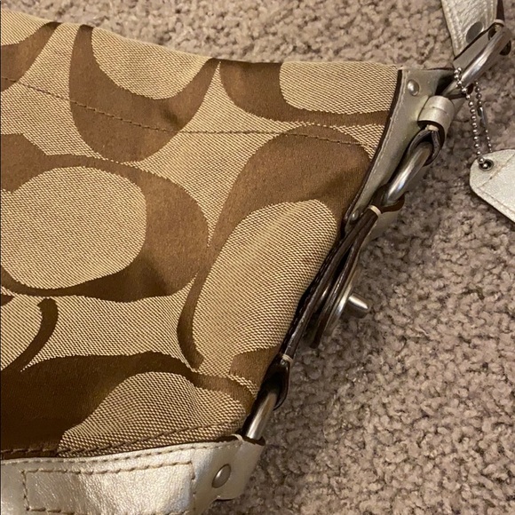 Coach Signature shoulder Handbag Brown Silver - Picture 10 of 16